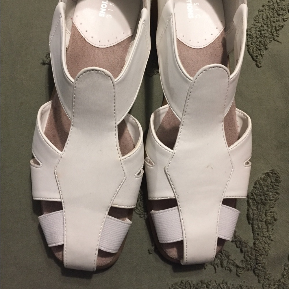 Basic Editions shoes